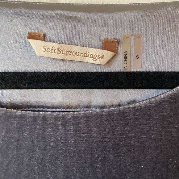 Soft Surroundings Velvety Grey Ruched Long Sleeve Top Size Small - Picture 3 of 9